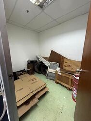 Heng Loong Building (D23), Factory #501472981